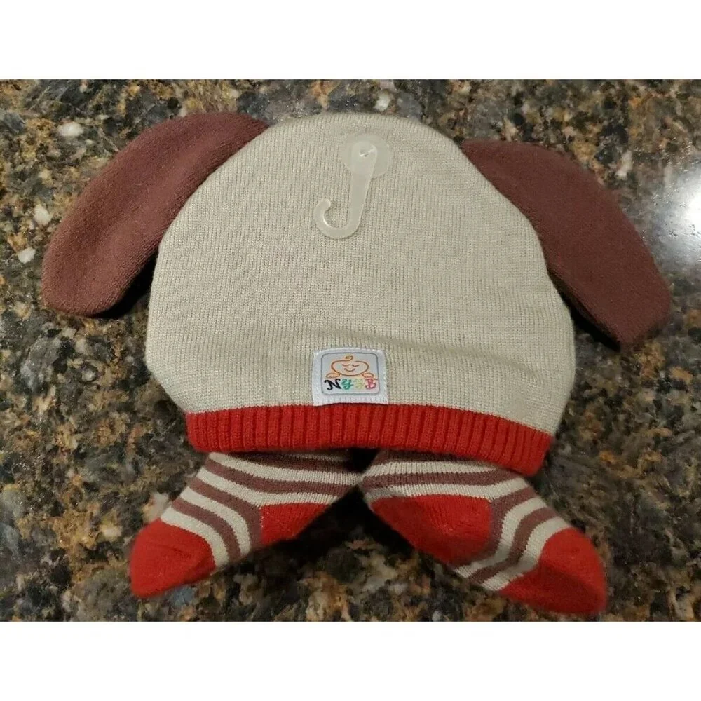 NYGB Infants Soft Sand Dog Hat and Socks Set NWT